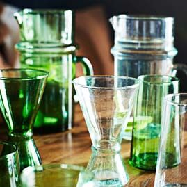 Miniatura: Dzbanki do wody i napojów