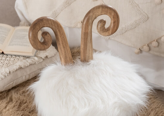 Eleganckie i funkcjonalne krzesełko