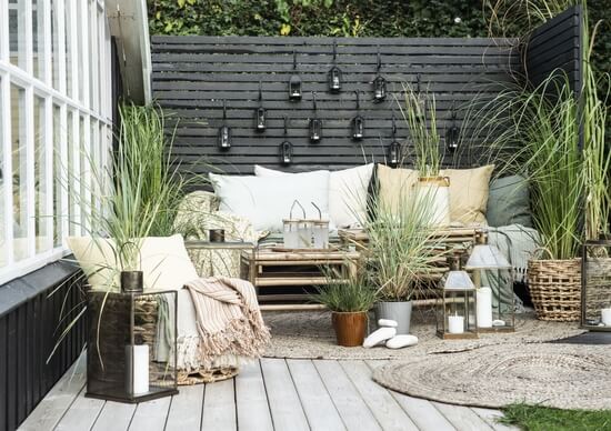 Lampiony i latarenki na taras