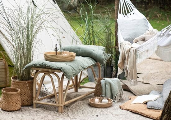 Piękny taras z meblami