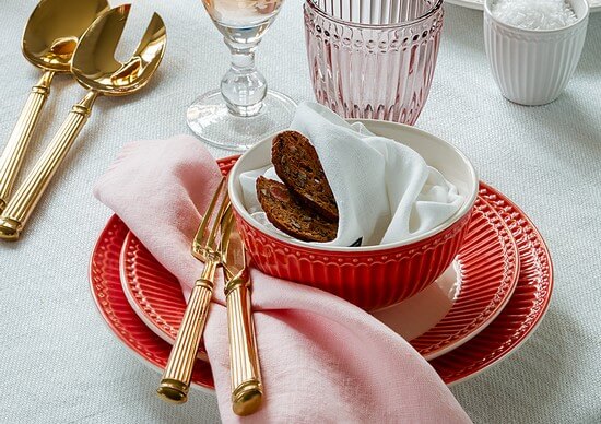 czerwony serwis Alice